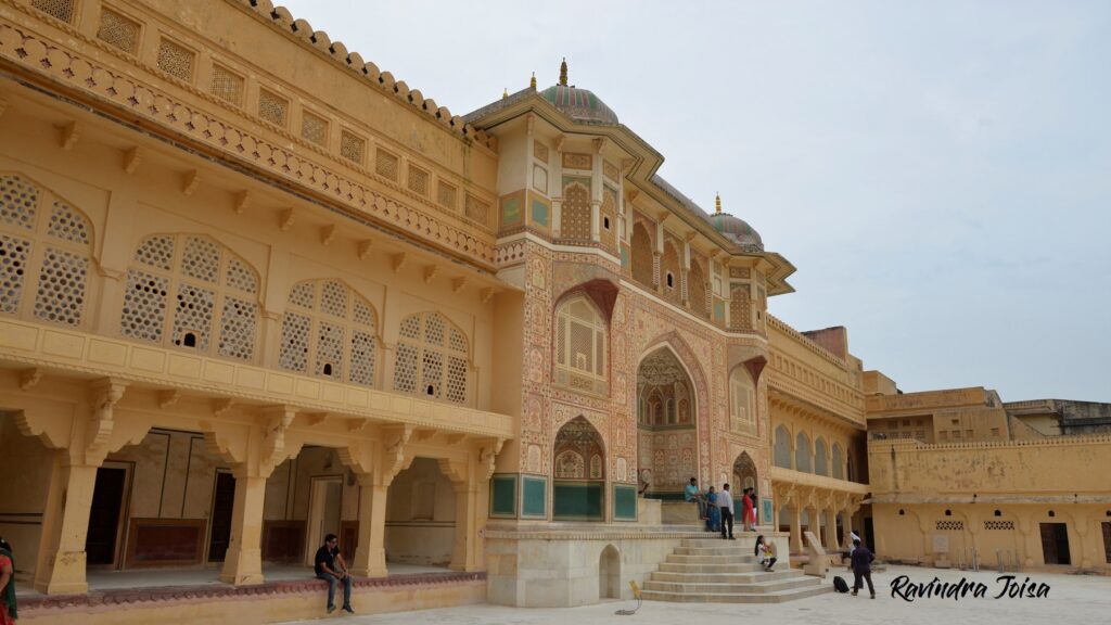 Jaipur Amer Fort - An Extraordinary Hilltop architectural marvel