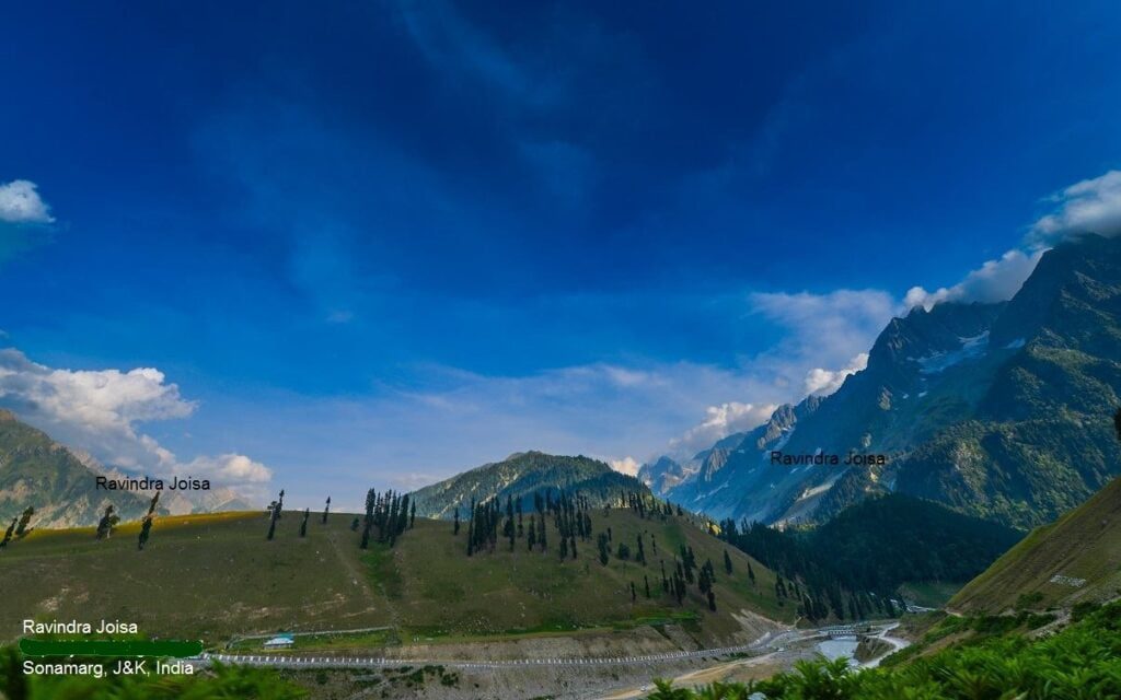 Sonamarg during day time