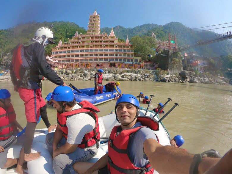 Rafting at Rishikesh - ravindra's outdoor adventure activities